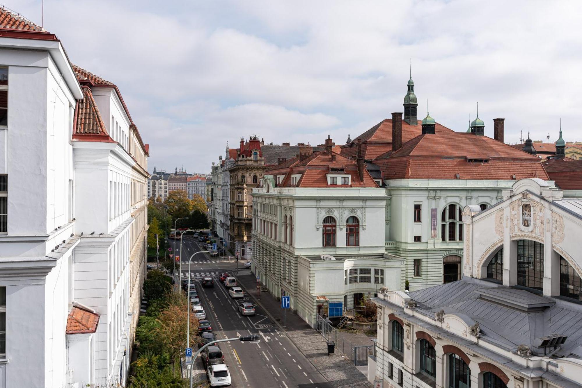 Of Victory Apartment Prague